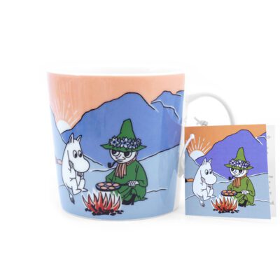 Moomin mug In The Mountains label