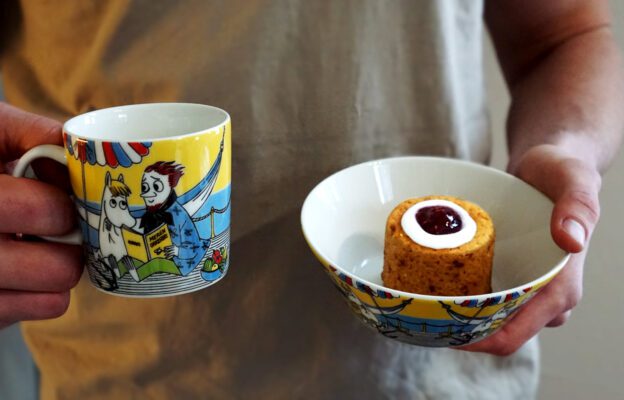 Snorkmaiden and Poet Moomin and Finnish Runeberg dessert