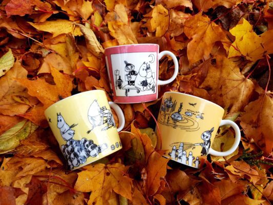 moomin rose yellow dark yellow mugs autumn